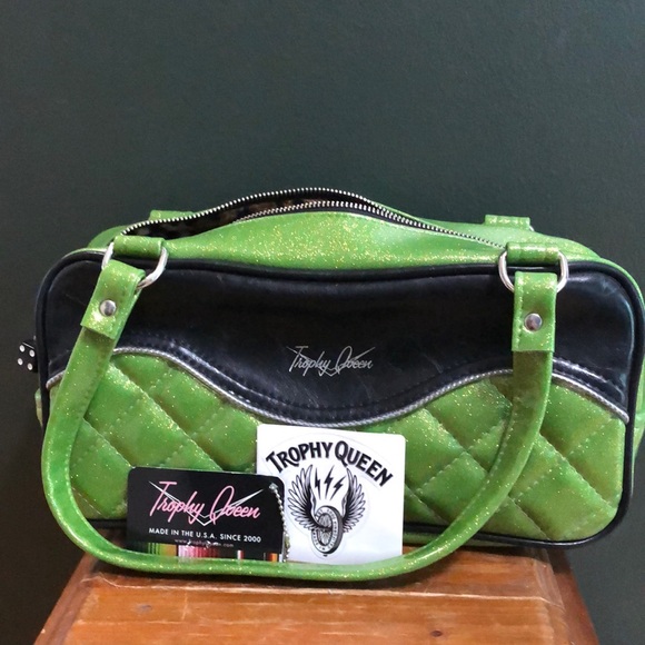 Trophy Queen Handbags - Trophy Queen Discontinued Lime Green Sparkle Bag